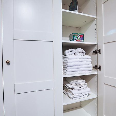 Two-Bedroom Haven In The Old Town Praha Bagian luar foto