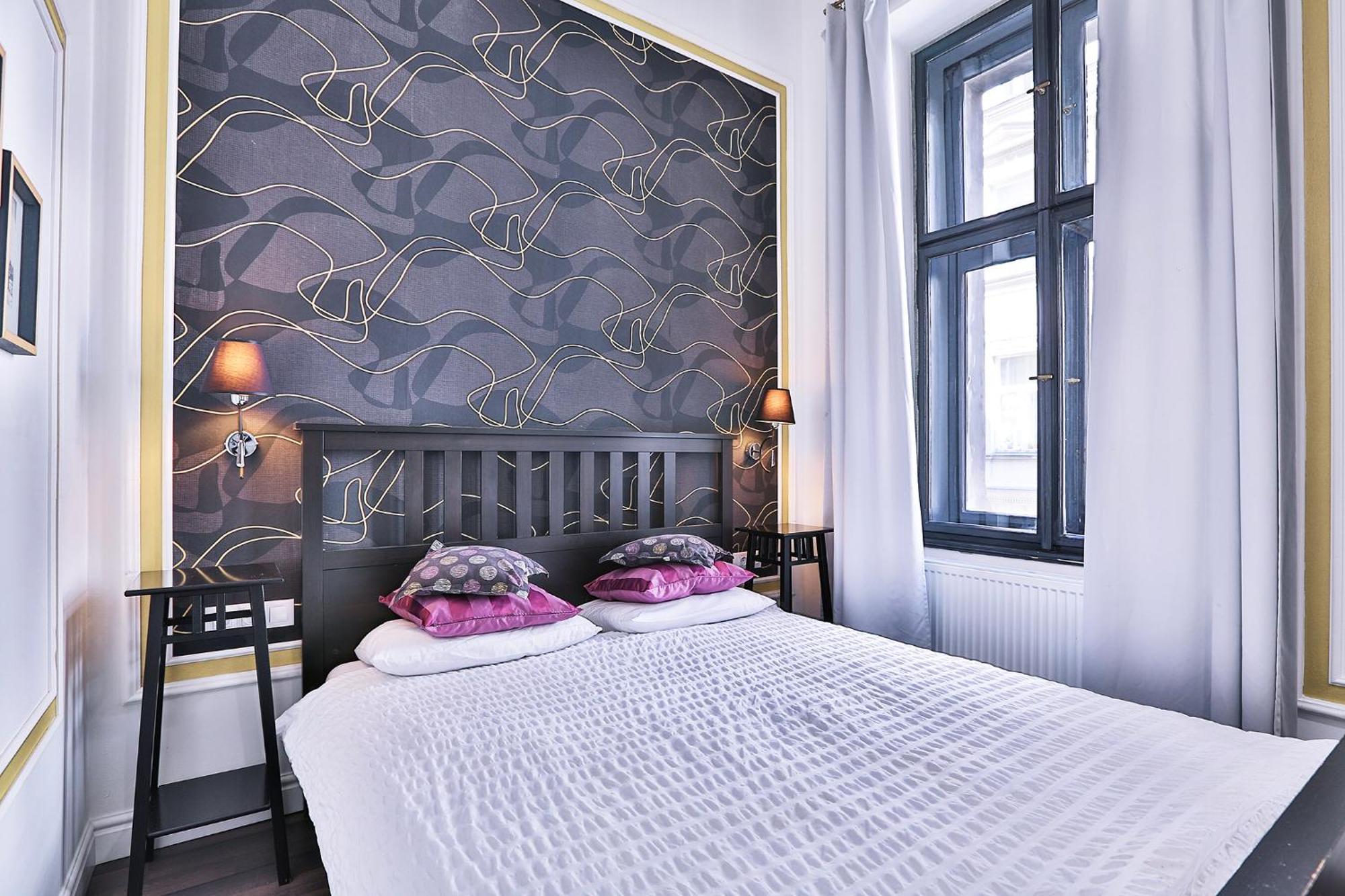 Two-Bedroom Haven In The Old Town Praha Bagian luar foto